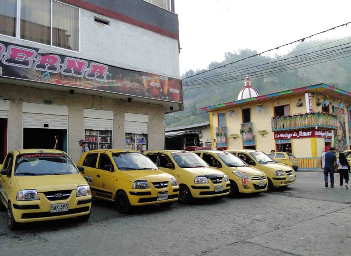paradero transporte de taxis en Cajamarca