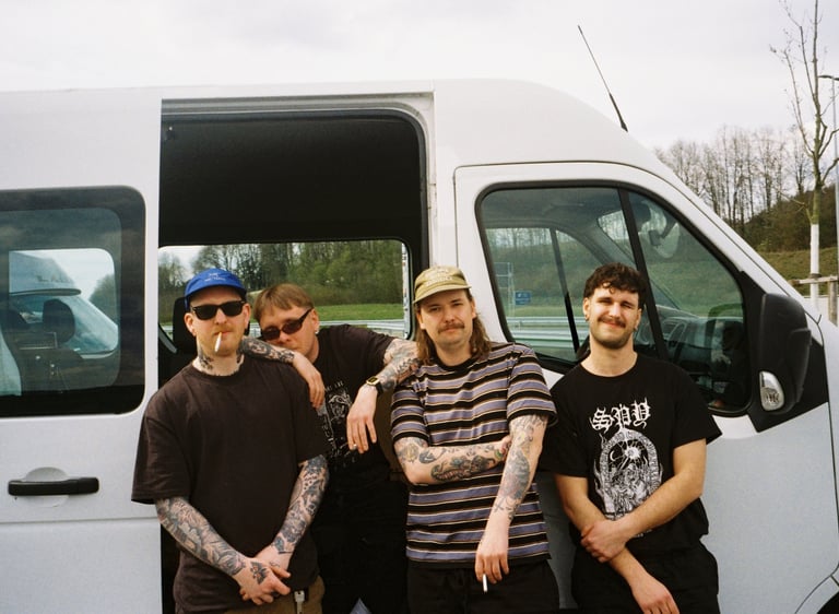 POPPY WIZARD Release New EP Point & Shoot