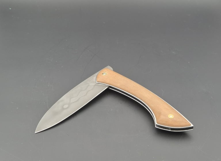 Couteau pliant manche en bois de poirier
