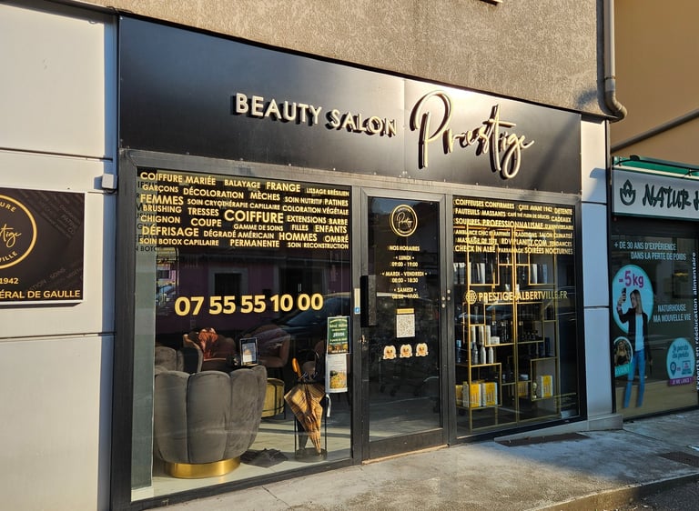 FACADE VITRINE SALON COIFFURE PRESTIGE