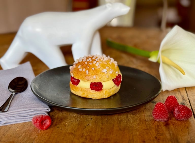 Tropezienne ispahan framboise rose litchi