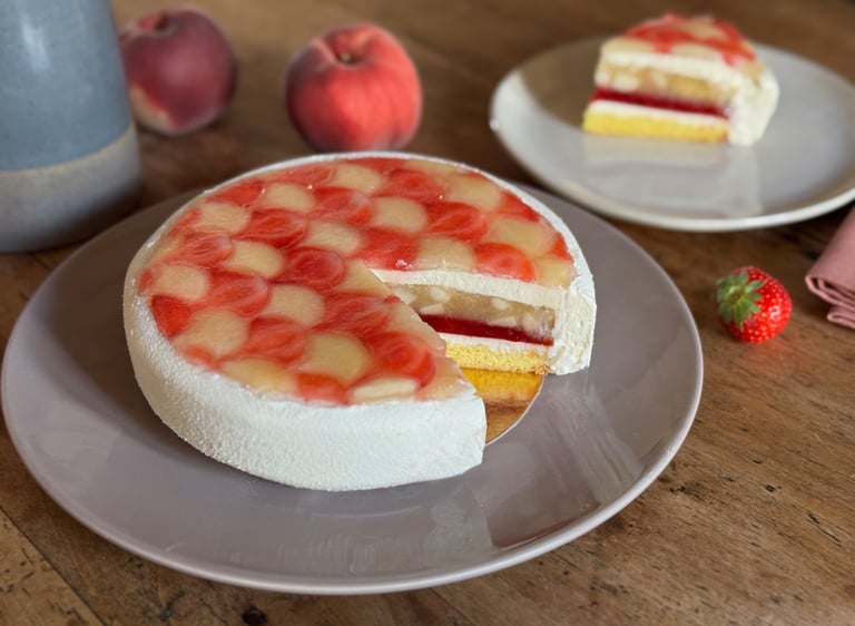 entremet melba pêche fraise vanille