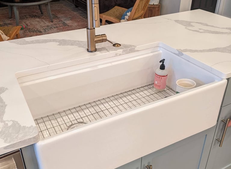 Farmhouse sink