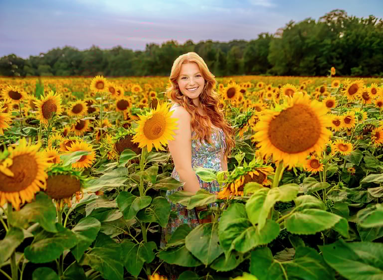 Lancaster PA senior picture photographer. Palmyra PA Senior Picture Photographer