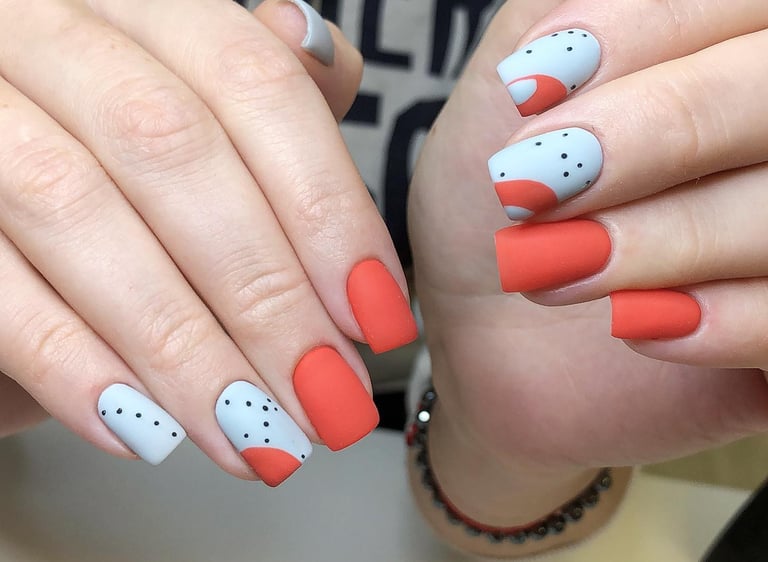 Klientės nagus paruošėme gimtadieniui.