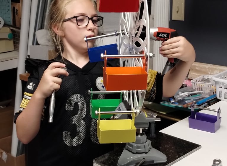 Whirly Wheel Bird Feeder Team
