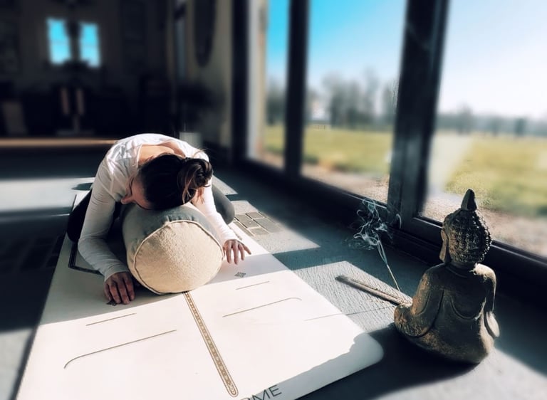 Yin & Restorative Yoga