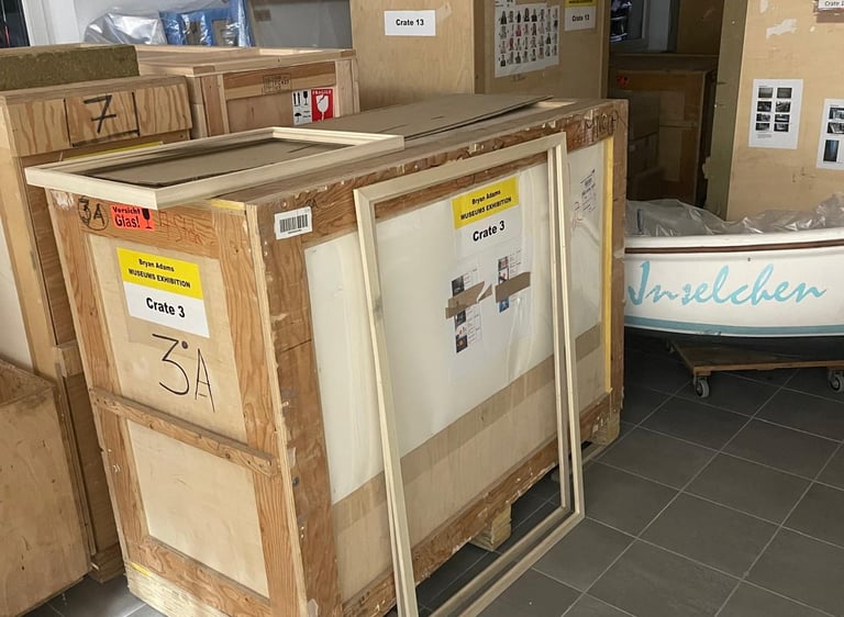 Holzkiste zum Transport von Bilderrahmen, Atelier Rohlfs