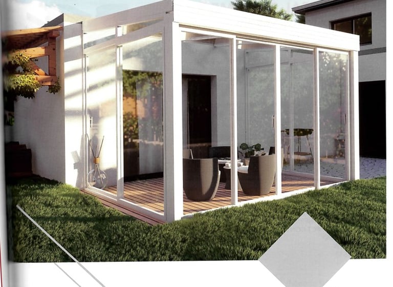 Photo de véranda sur mesure + fenetre sur mesure + coulissant aluminium + verre + fenetre