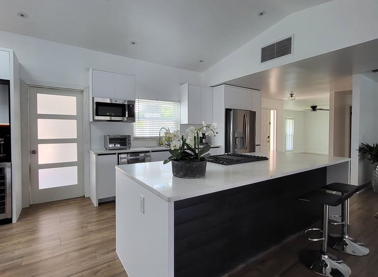 Picture of kitchen renovation by White and Wood Custom Carpentry in Orlando Florida