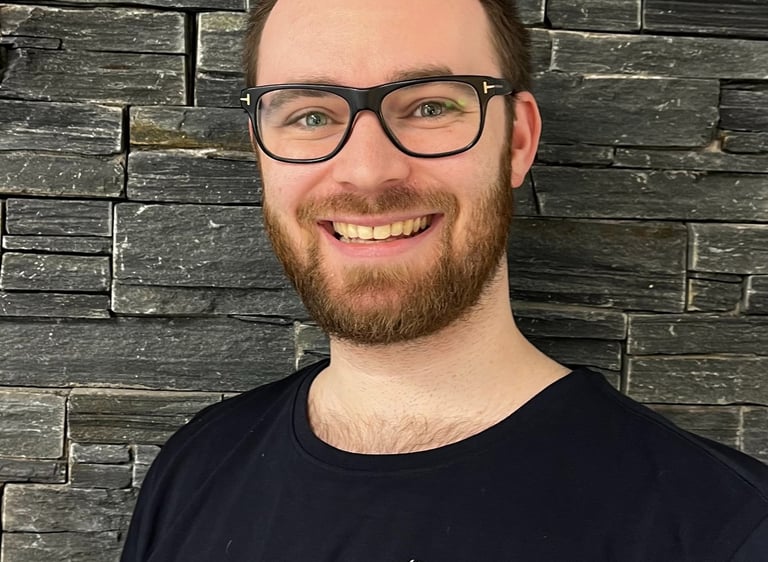 Simon Agerbo Devantié - Kiropraktor