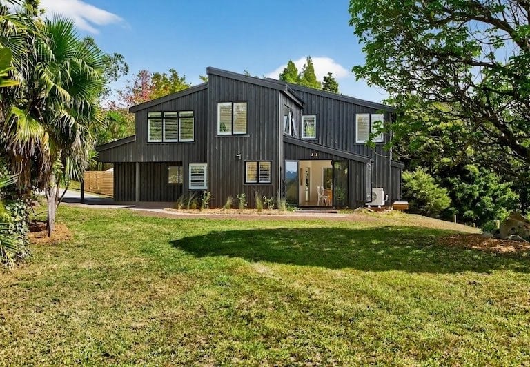 Kaiwaka Mangawhai Road home renovation - exterior after - CHR Builders