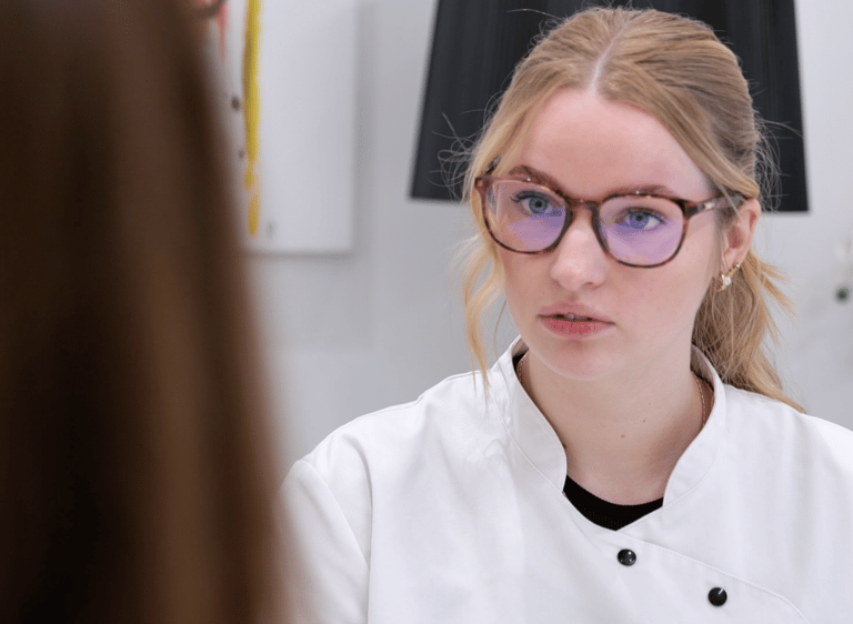 Alicia, notre experte laseriste, responsable de tous les traitements d'épilation laser au sein du centre The Body Lab 