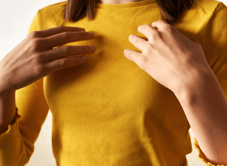 a woman tapping to free her emotion 