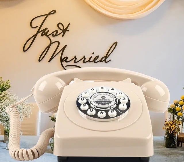 Retro Audio Guest Book