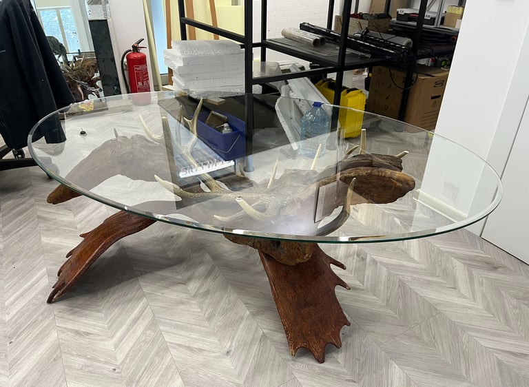 Stiklinis stalvirsis pagal uzsakyma