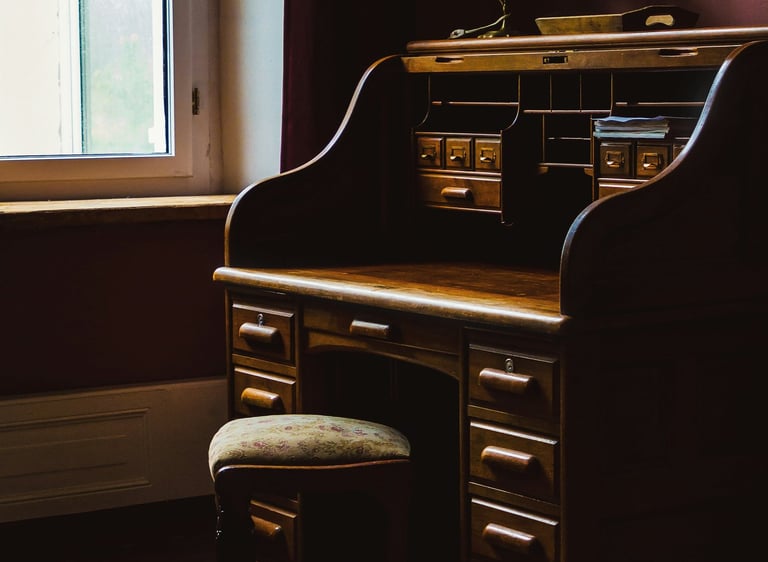 Immobilen und Erbecht – Schreibtisch