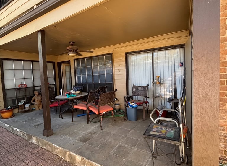 Apartment Cleanout After Razorbill Junk Removal