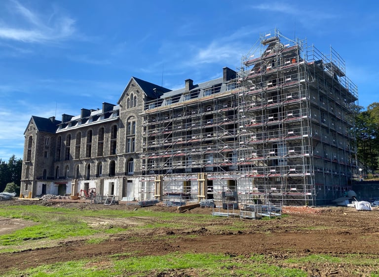 échafaudage du Royal Aubrac - proche de Rodez - Aveyron