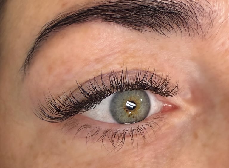 Light coverage lash extensions, soft and natural, in La Jolla