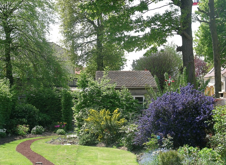 Jardin en longueur - bas du jardin