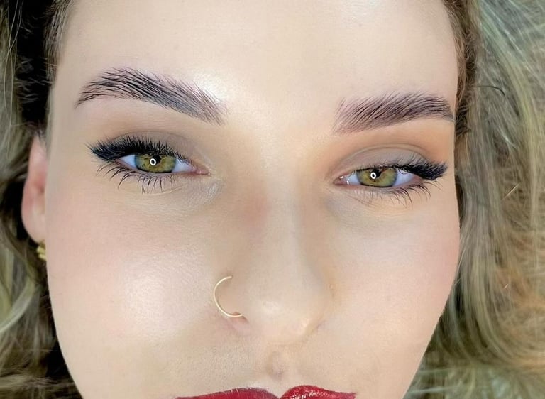 Curso de extensão de cílios Curitiba