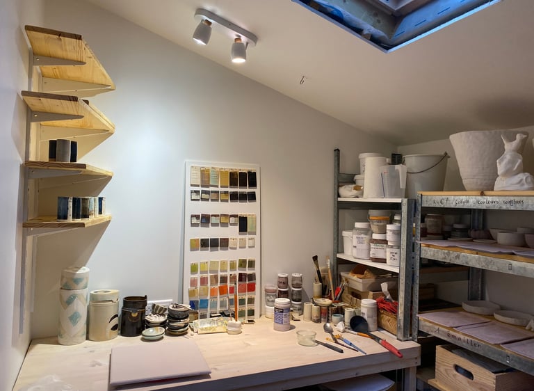 atelier d'émaillage de poteries