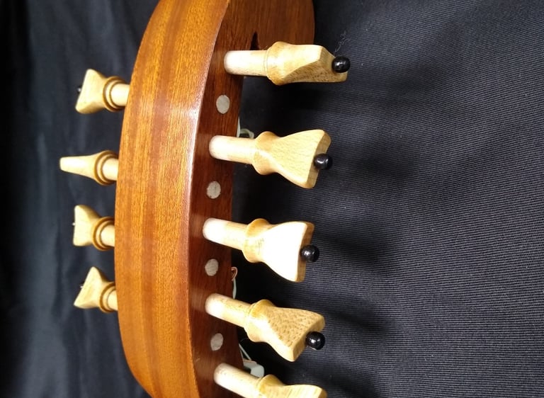 Maple pegs with Ebony pips