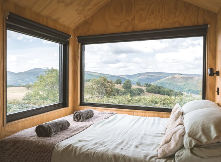 a photo of a cosy shacks cabin in wales tiny home