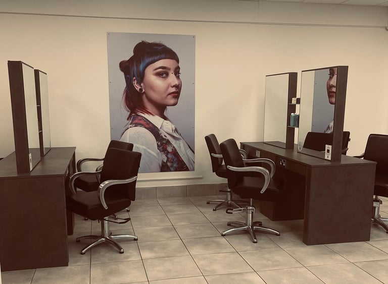 inside ma hair salon in Hull Hessle