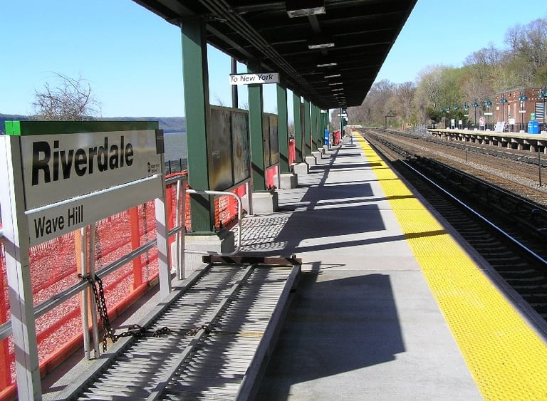 Riverdale Metro North Station