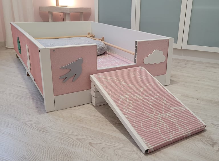 Nid de mise bas pour chiots Schnauzers nains