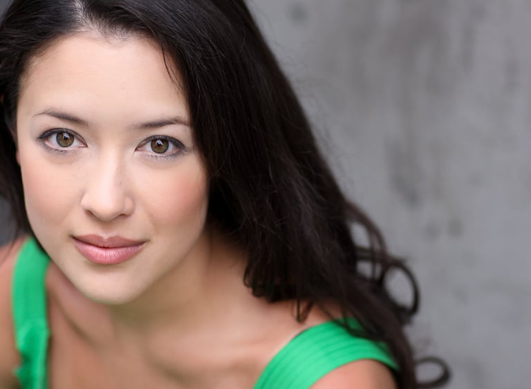 Deborah Lew actor headshot