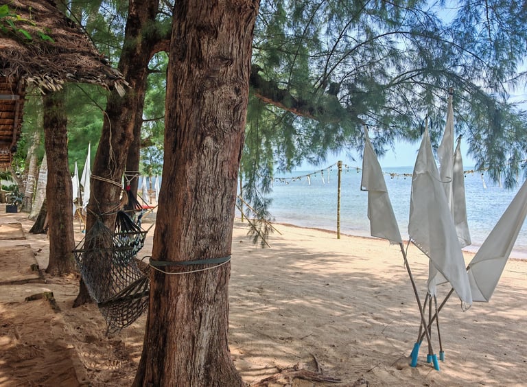 บ้านเอื้อง bar&restaurant