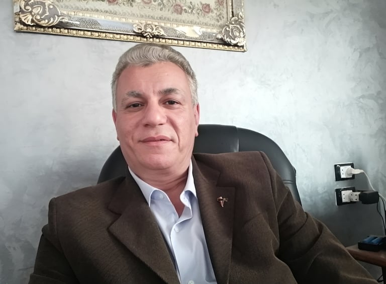 Major General Ayman Sayed El-Ahl,explaining leadership skills program and training on high-risk decision-making (HRDA)