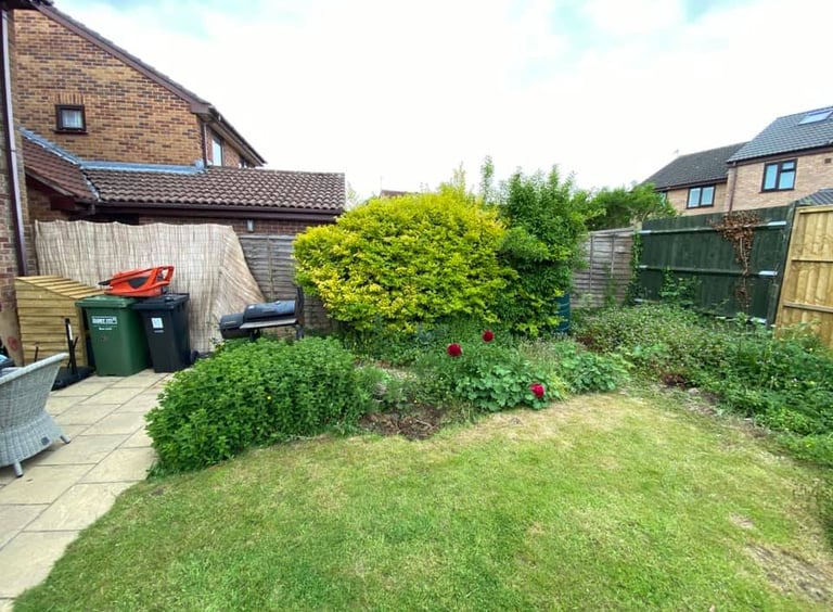 Garden Maintenance Companies Yate| Scott Brothers UK