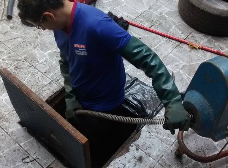 desentupidora de caixa de esgoto
