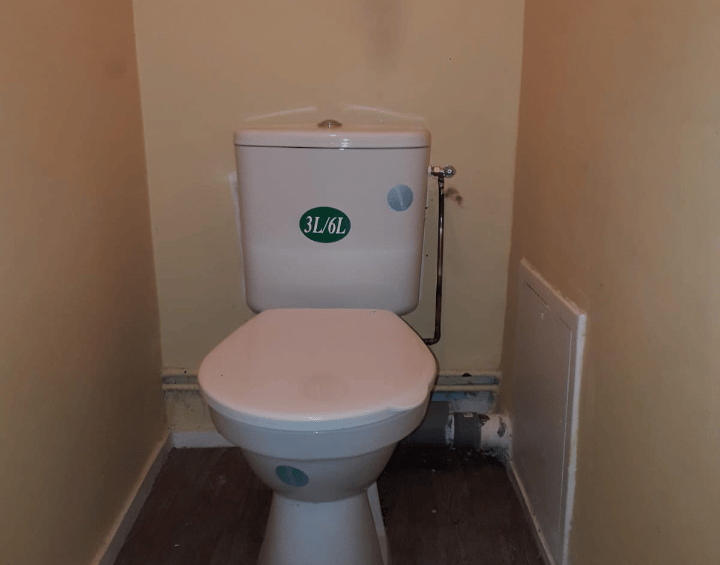 Remplacer un wc intervention sur une fuite wc près de Vienne en Isère 38200