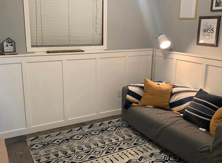 painted interior walls in living room. painting done by professional painters in innisfail