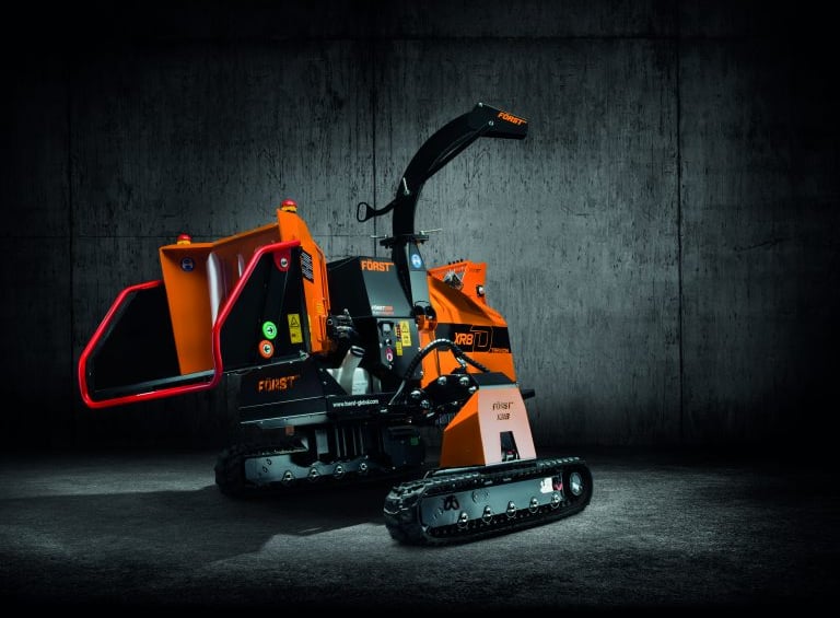 FORST XR8D 55 aG pašgājējs un kāpurķēžu zaru un koksnes smalcinātājs - līderis!