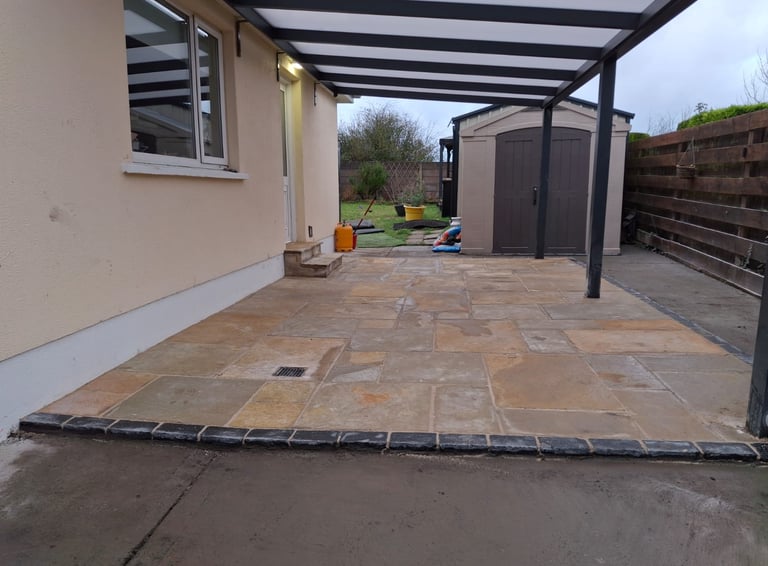 a patio with a patio area and a patio area