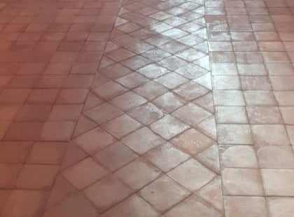 terre cuite copie d'ancien rouge