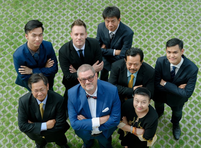 Dr. Gunter Denk with the teams of lawyers from Sanet Group