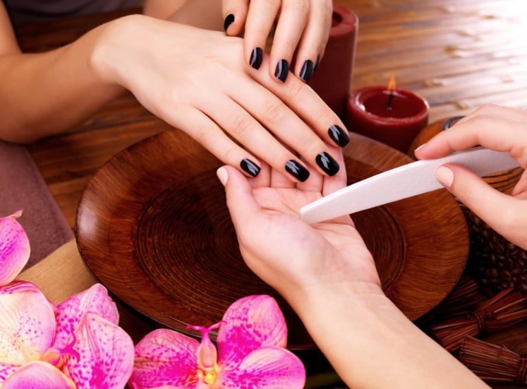 Best Manicure Nail Service in Huntersville, NC