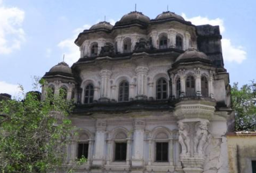 Ettayapuram Palace and Bharathiar Memorial