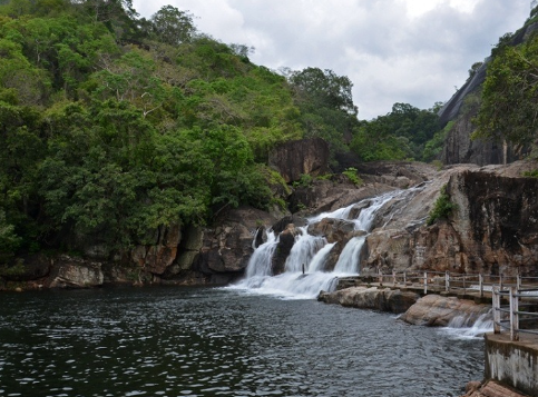 Manimuthar Dam and Waterfalls