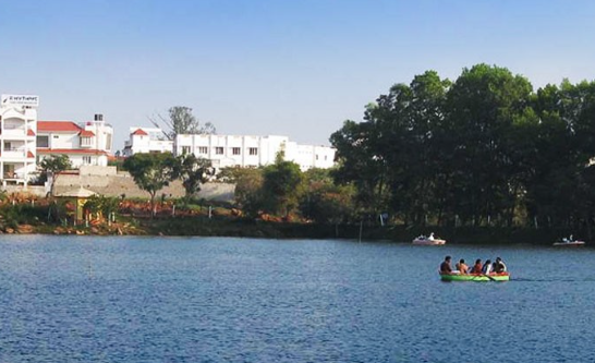 Punganoor Lake Park
