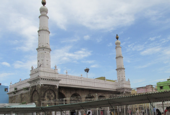 Wallajah Mosque (Masjid-e-Azam)