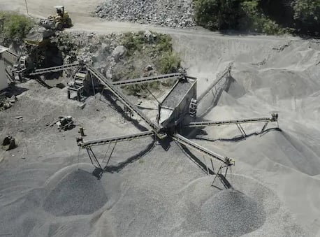 KS Batu crusher in Operation