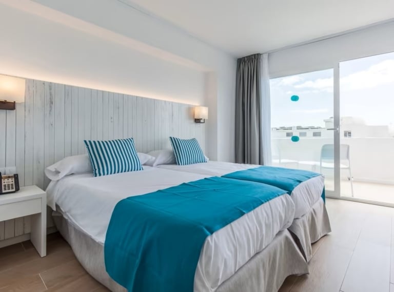 BLUESEA Gran Playa bedroom